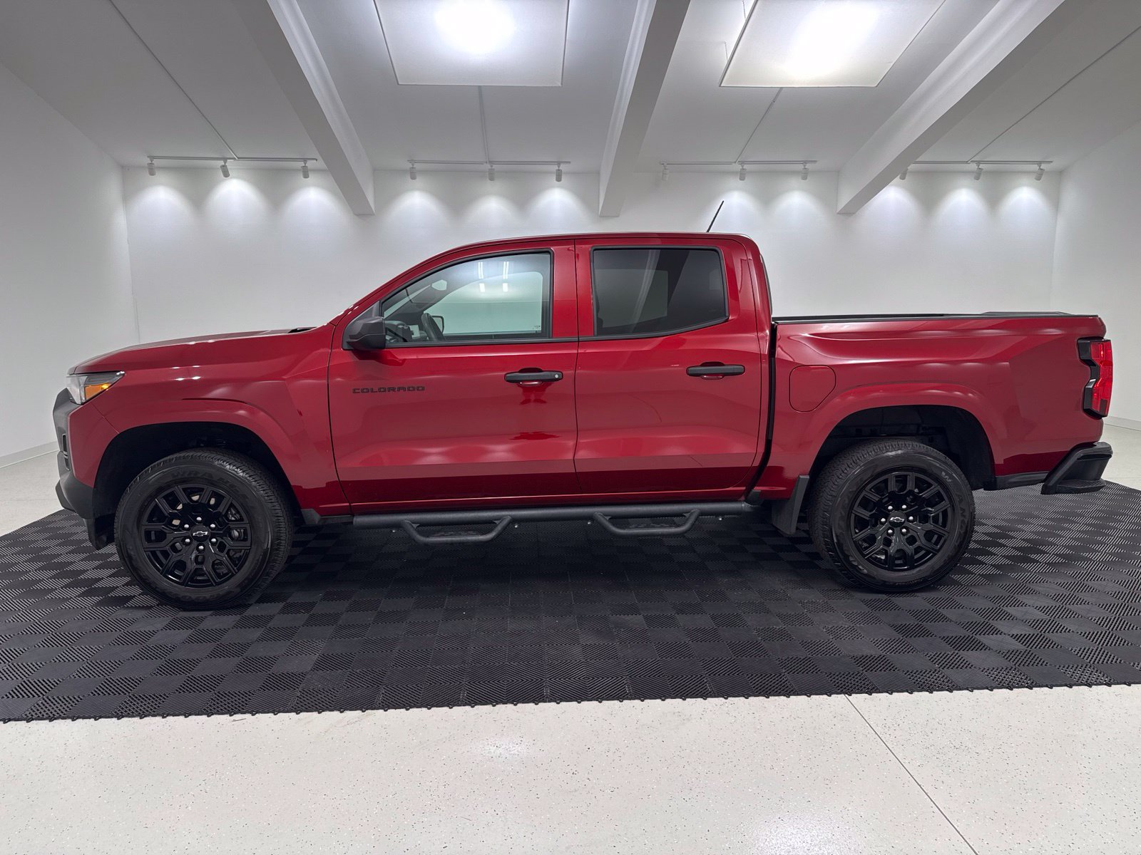Used 2026 Chevrolet Colorado W/T w/ WT Custom Package RWD image 4