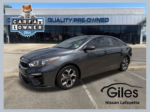 Used 2019 Kia Forte LXS FWD image 1