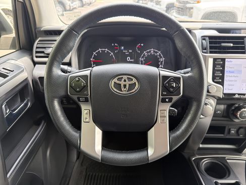 Used 2024 Toyota 4Runner SR5 Premium w/ Moonroof Package RWD image 17