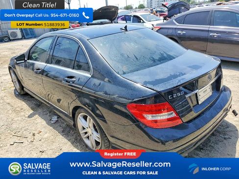 Used 2014 Mercedes-Benz C 250 Sedan image 3