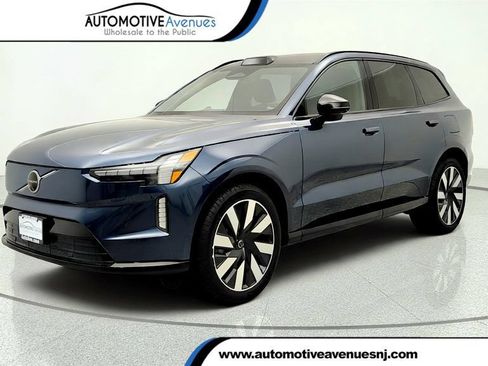 Used 2025 Volvo EX90 Ultra AWD/4WD image 1