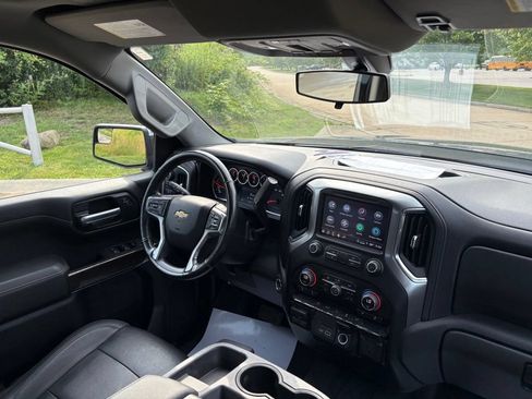 Used 2021 Chevrolet Silverado 1500 LT w/ Convenience Package II AWD/4WD image 35