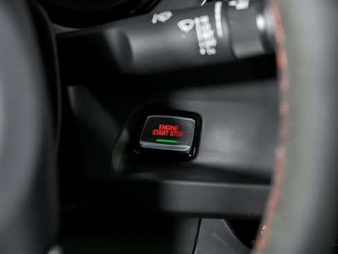 Used 2019 Chevrolet Camaro ZL1 image 32
