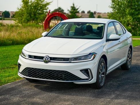 New 2025 Volkswagen Jetta S image 4