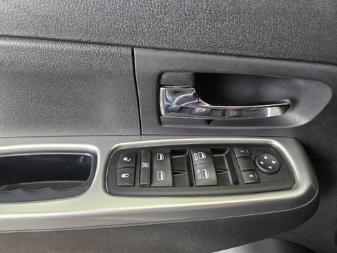 Used 2011 Jeep Liberty 70th Anniversary AWD/4WD image 31