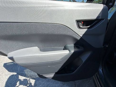 Used 2024 Subaru Crosstrek 2.0i Premium w/ Crosstrek Mirror Package AWD/4WD image 14