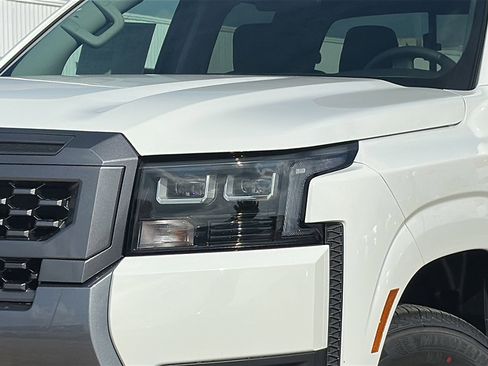 New 2026 Nissan Frontier SV w/ SV Convenience Package image 4