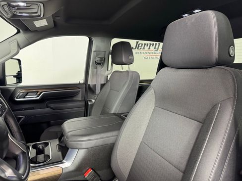 Used 2025 Chevrolet Silverado 2500 LT w/ All Star Edition image 11