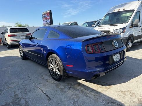 Used 2013 Ford Mustang GT Premium w/ Brembo Brake Pkg RWD image 5