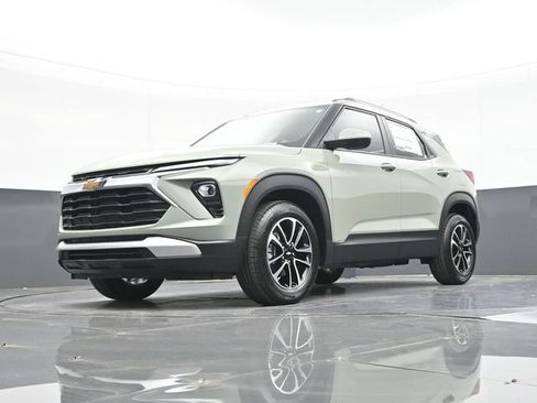 New 2026 Chevrolet TrailBlazer LT w/ Convenience Package FWD image 49