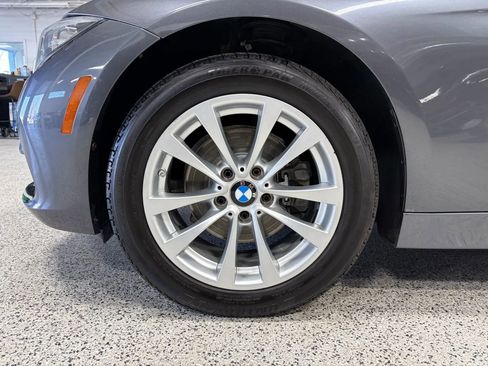 Used 2017 BMW 320i xDrive Sedan image 14