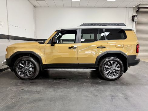 Used 2026 Toyota Land Cruiser w/ Premium Package AWD/4WD image 9
