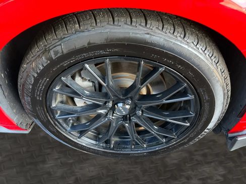 Used 2018 Ford Mustang Coupe w/ Equipment Group 101A RWD image 34