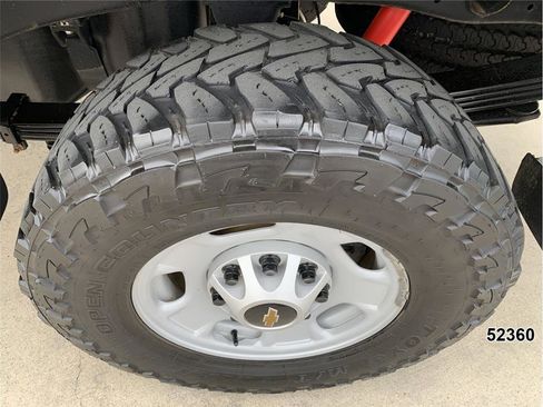 Used 2023 Chevrolet Silverado 2500 W/T w/ WT Safety Package image 21