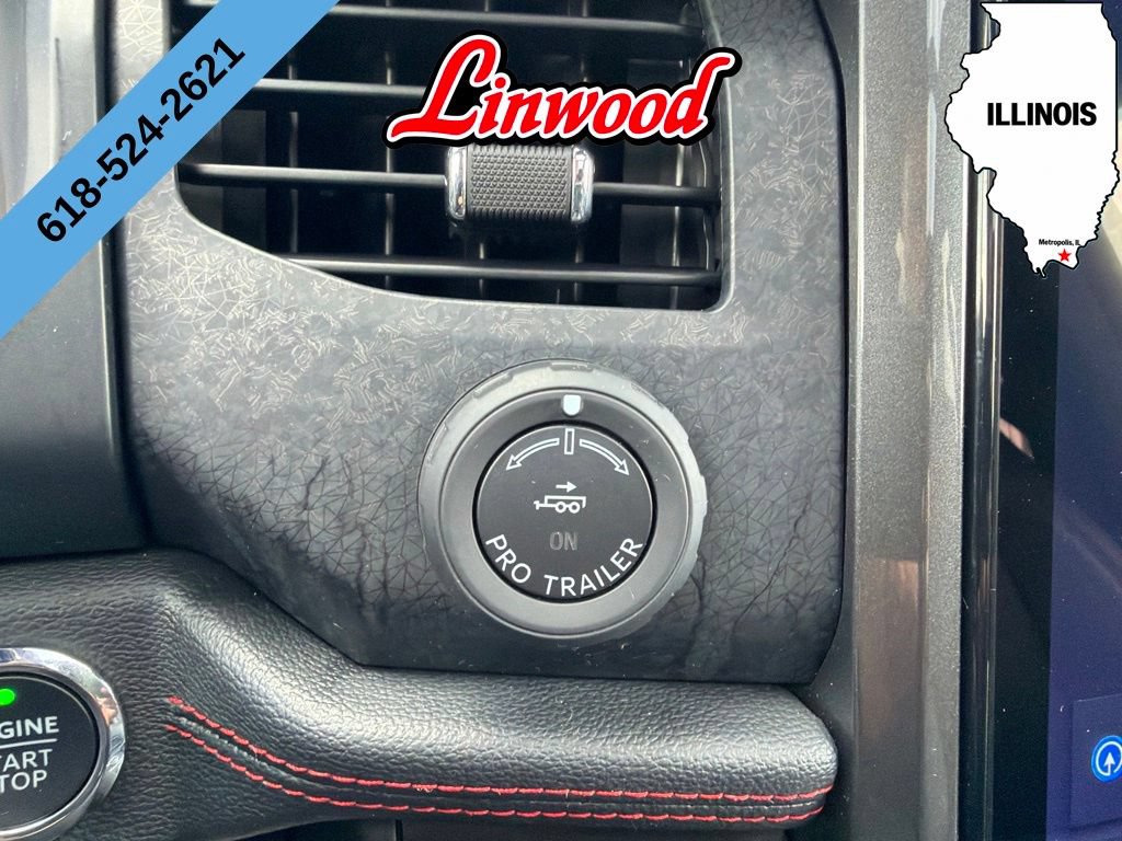 Used 2024 Ford Expedition Limited AWD/4WD image 35