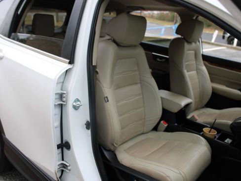 Used 2021 Honda CR-V EX-L image 11