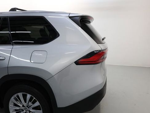 Used 2024 Toyota Grand Highlander Platinum image 57