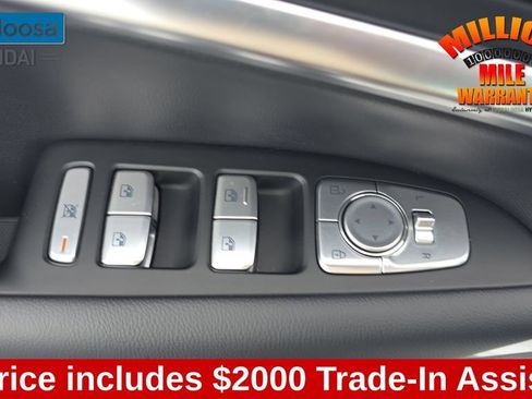 Used 2026 Genesis G70 2.5T RWD image 13