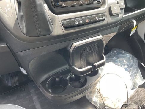 New 2026 RAM ProMaster 2500 w/ Premium Convenience Group FWD image 31