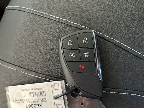 New 2026 Chevrolet Traverse LT w/ LPO, Floor Liner Package image 30