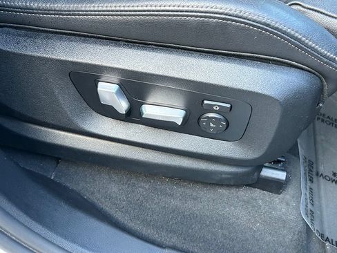 Used 2022 BMW X5 sDrive40i w/ M Sport Package RWD image 38