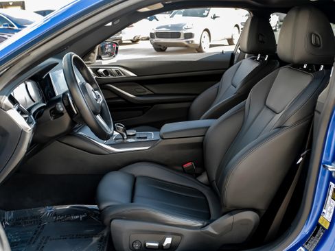 Used 2021 BMW 430i Coupe w/ M Sport Package image 3