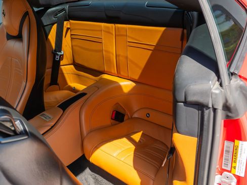 Used 2017 Ferrari California T image 13