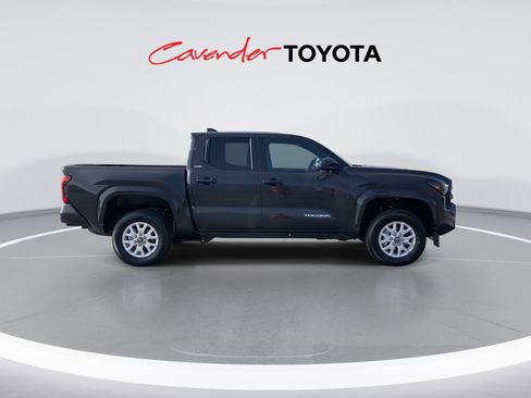 Certified 2026 Toyota Tacoma SR5 image 9