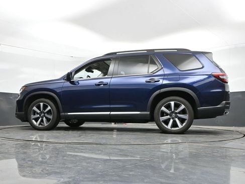 Used 2023 Honda Pilot Elite image 39