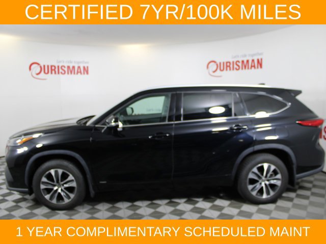 Used 2022 Toyota Highlander XLE AWD/4WD image 4