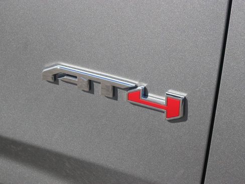 New 2026 GMC Yukon AT4 w/ LPO, Floor Liner Package image 10