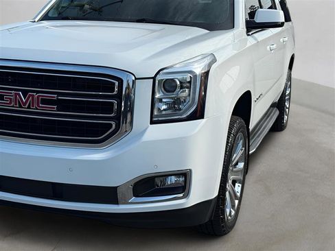 Used 2018 GMC Yukon XL SLT image 10