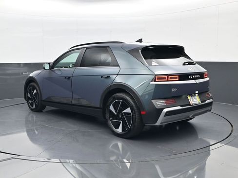 New 2025 Hyundai Ioniq 5 SEL image 7