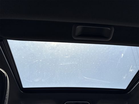 New 2025 Mercedes-Benz C 300 Sedan image 15