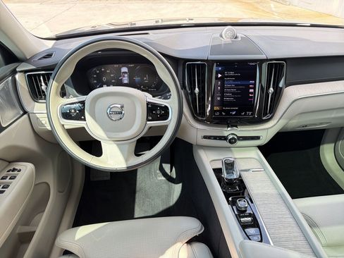 Used 2021 Volvo XC60 T8 Inscription w/ Protection Package Premier AWD/4WD image 27