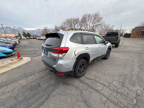 Used 2022 Subaru Forester Wilderness image 6