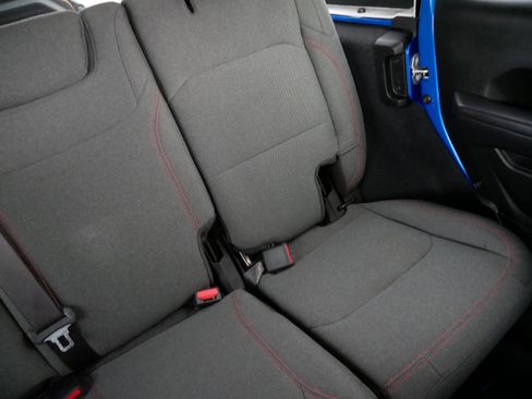 Used 2024 Jeep Wrangler Unlimited Rubicon w/ Technology Group image 14