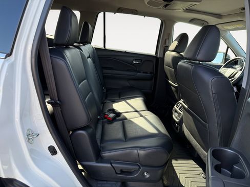 Used 2019 Honda Pilot EX-L image 18