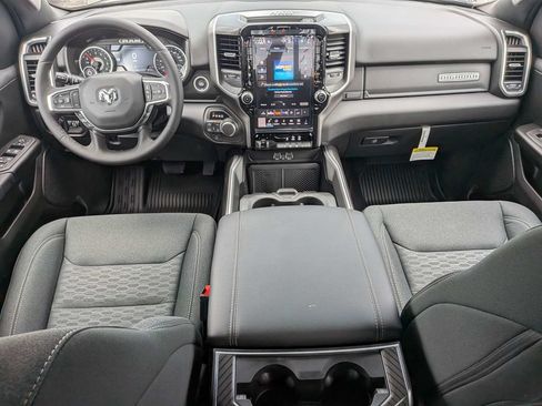 New 2026 RAM 1500 Big Horn AWD/4WD image 18