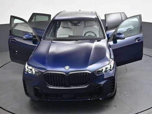 New 2026 BMW X5 xDrive50e w/ M Sport Package AWD/4WD image 40