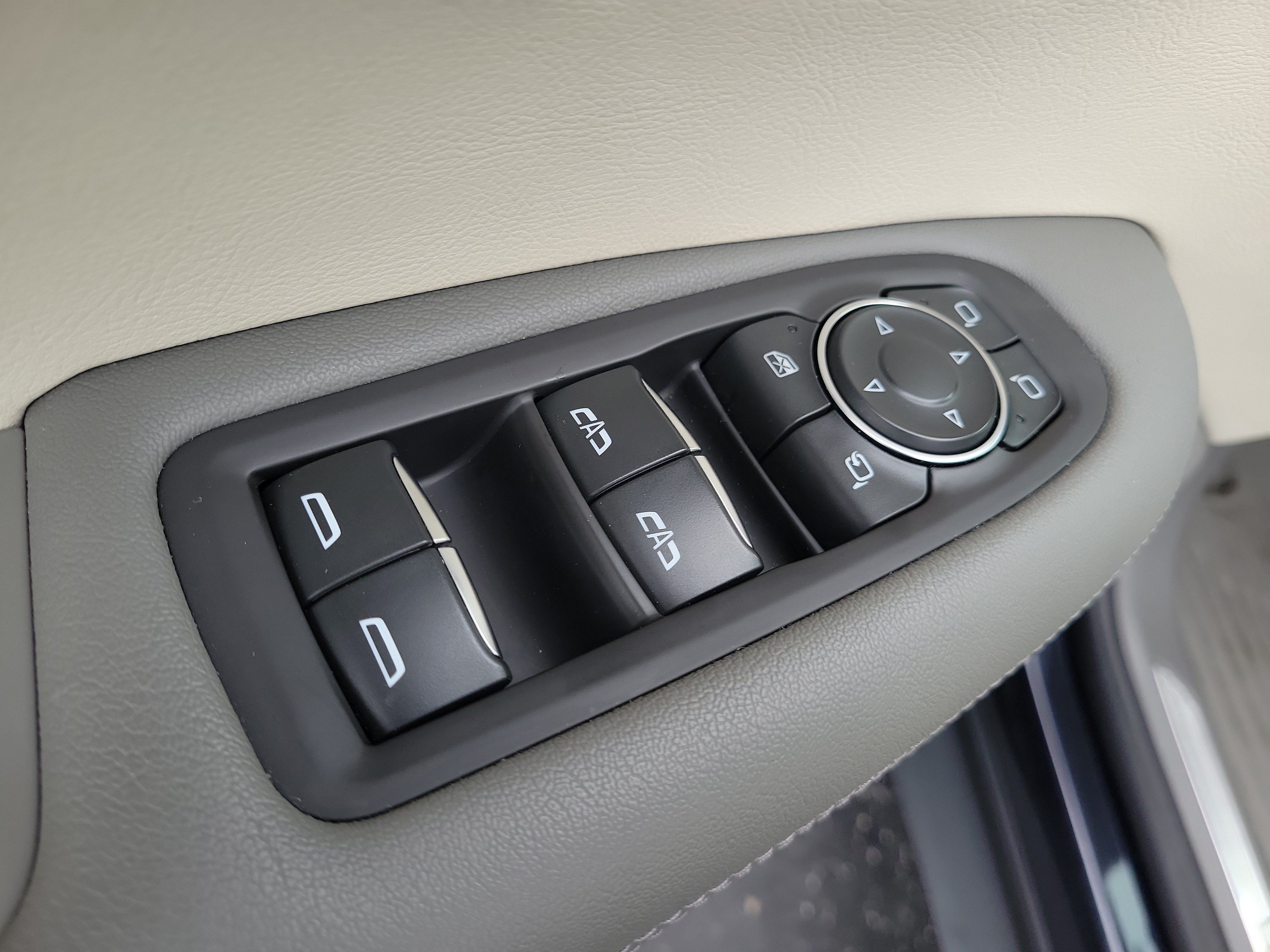 Used 2021 Cadillac XT5 Premium Luxury FWD image 21