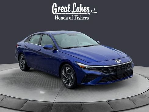 Used 2025 Hyundai Elantra SEL FWD image 7