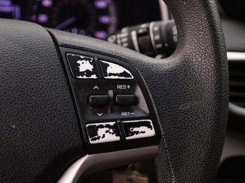 Used 2019 Hyundai Tucson SE image 12