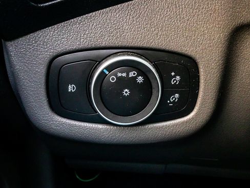Used 2021 Ford Transit Connect XLT FWD image 19