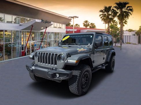 Used 2023 Jeep Wrangler Unlimited Sport w/ Xtreme 35 Tire Package AWD/4WD image 7