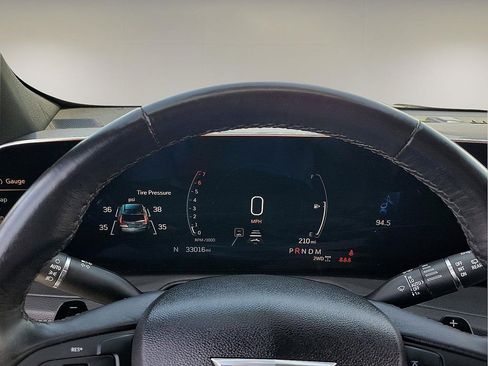 Certified 2025 Cadillac XT4 Premium Luxury AWD/4WD image 14