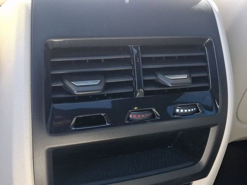 Used 2026 BMW X5 xDrive40i w/ M Sport Package image 11