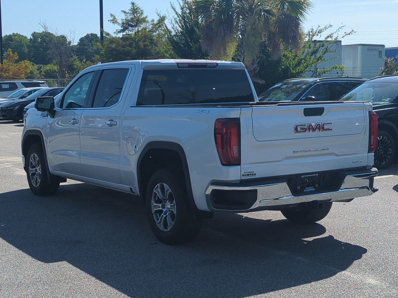 Used 2023 GMC Sierra 1500 SLT w/ SLT Convenience Package AWD/4WD image 6