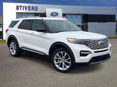 Certified 2023 Ford Explorer Platinum w/ Technology Package