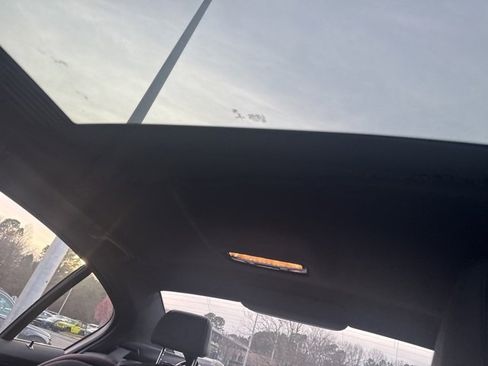 Used 2018 BMW 530i image 12